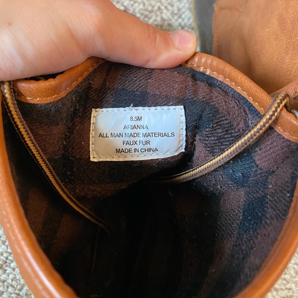 Duck Boots - Picture 5 of 5